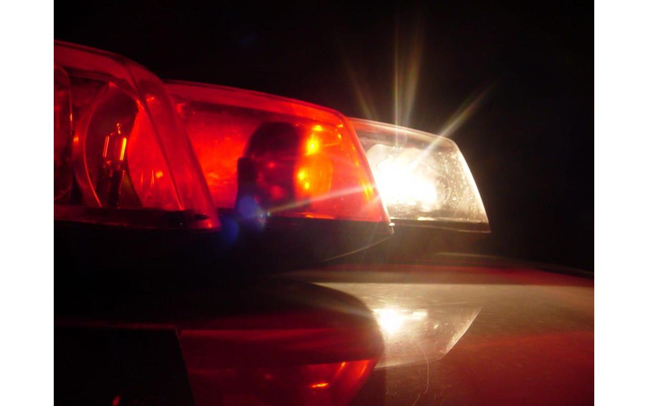 Homem que cortava árvore cai e morre em Leoberto Leal