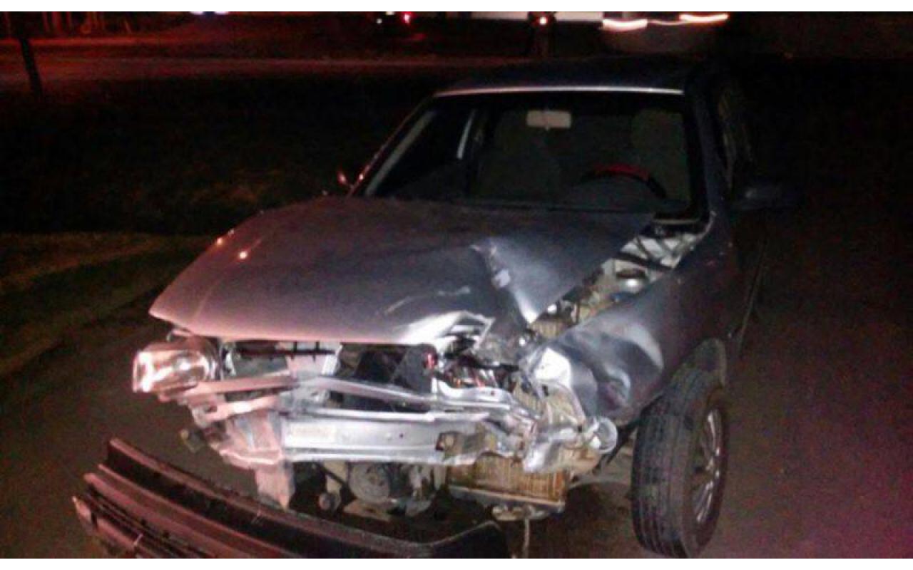 Acidente entre carro e moto é registrado na BR-470, em Rio do Sul
