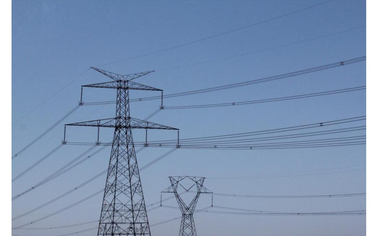 Celesc investe na instalação de novas redes de energia elétrica no interior de Vidal Ramos