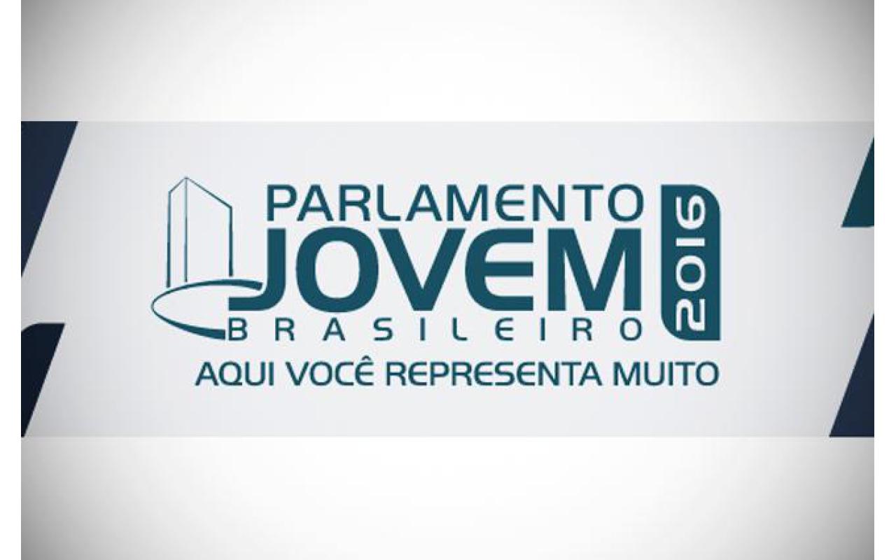 Escolas da Região participam esta semana do Programa Parlamento Jovem