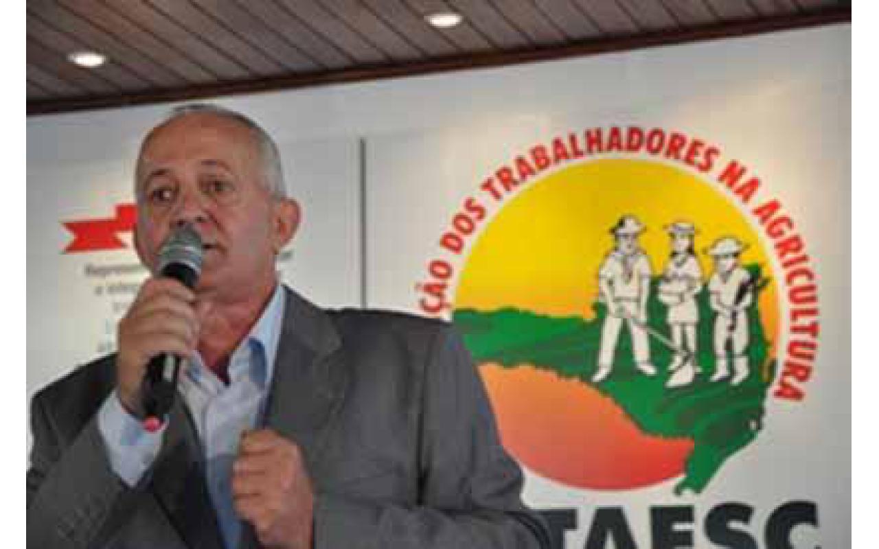 José Walter Dresch é reeleito Presidente da Fetaesc
