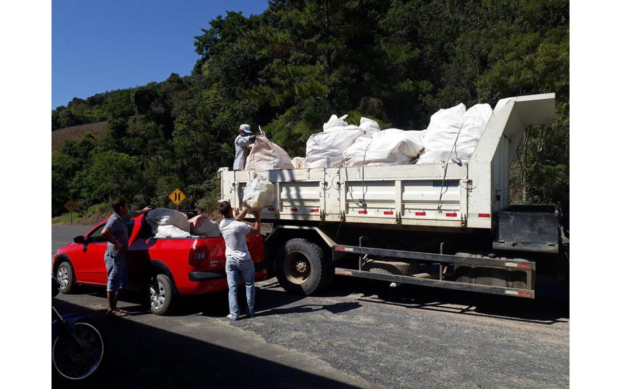 Mais de 70 mil embalagens de agrotóxicos foram recolhidas em Atalanta e Alfredo Wagner