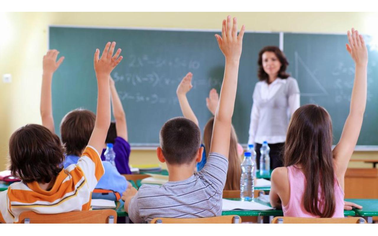 Mais de 8.500 alunos retornam as aulas na rede estadual na Região da Cebola