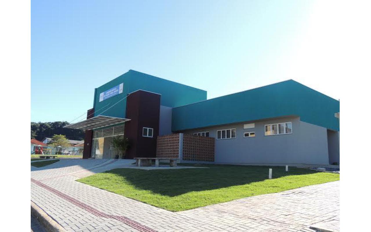Nova Unidade Básica de Saúde de Vidal Ramos entrou em funcionamento nesta segunda-feira