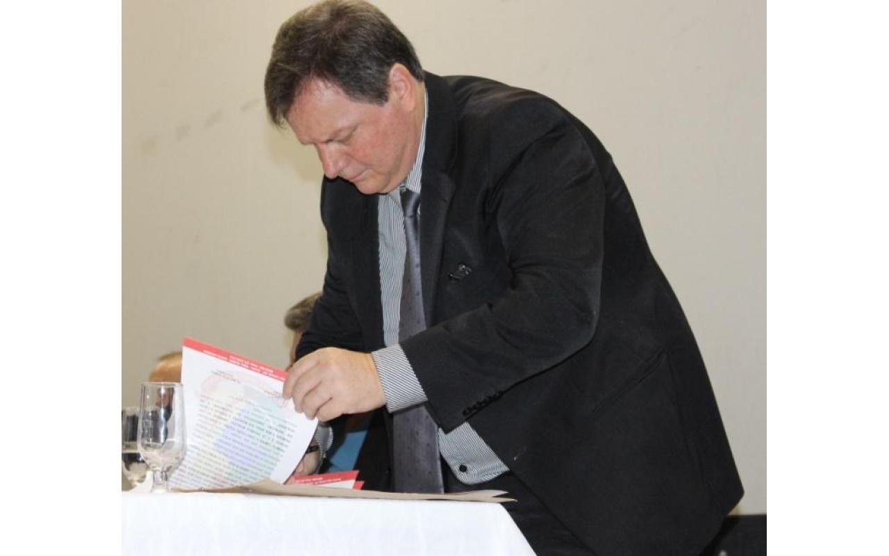 Prefeito de Vidal Ramos retorna de Brasília com novidades em recursos para a saúde