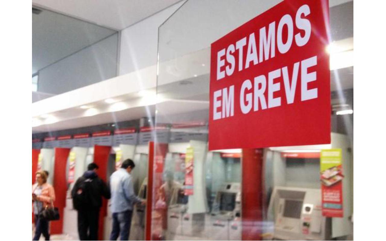 Sem acordo, greve dos bancários segue por tempo indeterminado