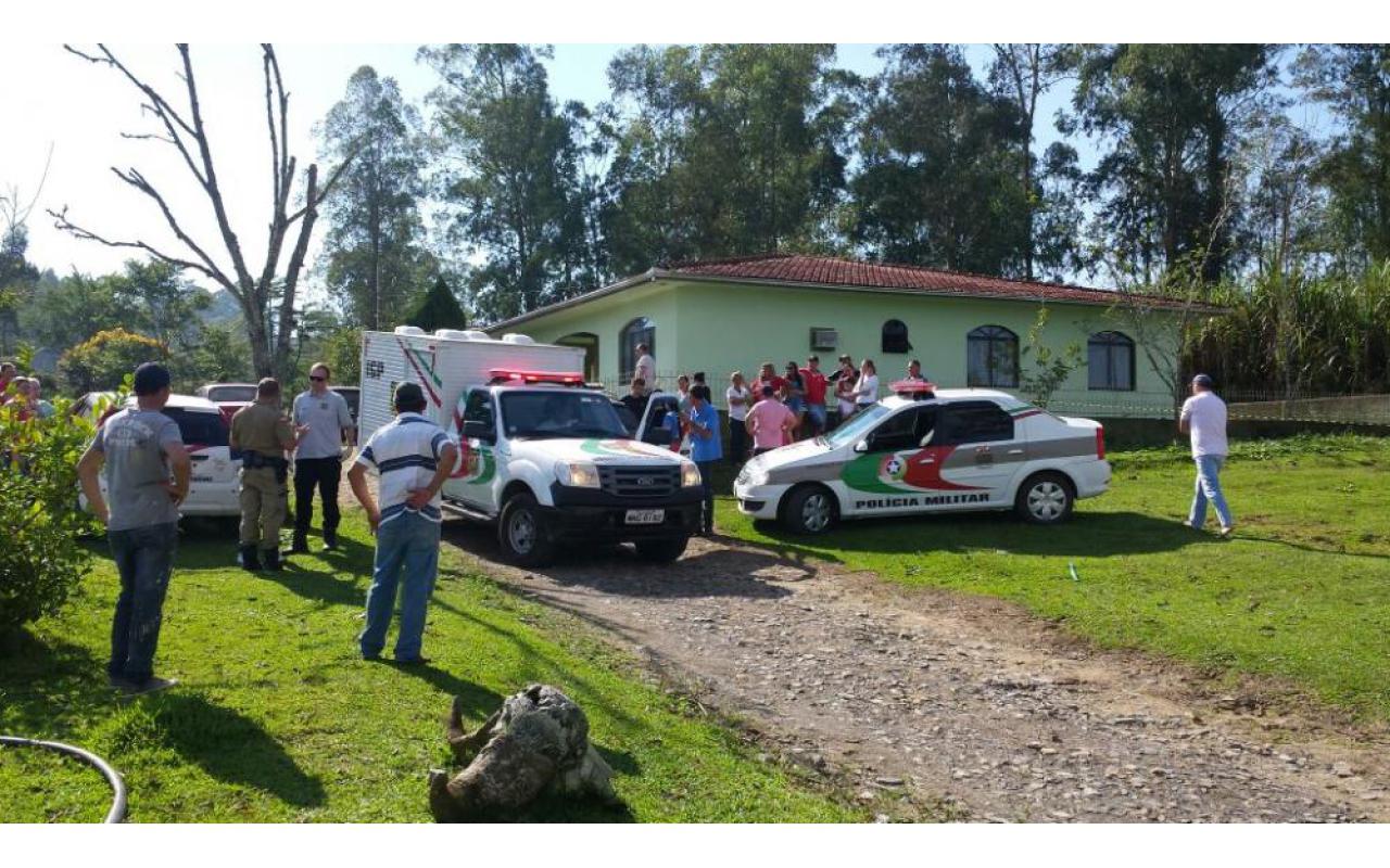 Vereador de Imbuia mata esposa e comete suicídio